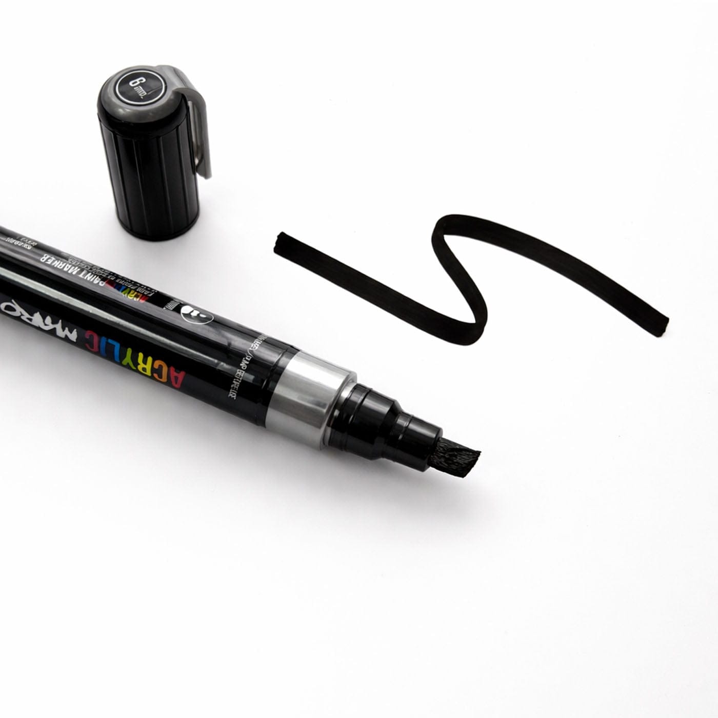 Marqueur acrylique noir RAL 9005 pour distributeurs automatiques